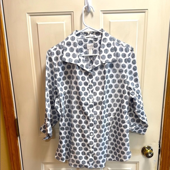 NWOT Chicos Polka Dot Button-Up No Iron Cotton Blouse size 3 / 16 - Picture 1 of 7